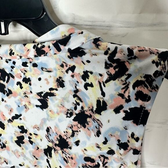 Calvin Klein small top - Picture 7 of 7